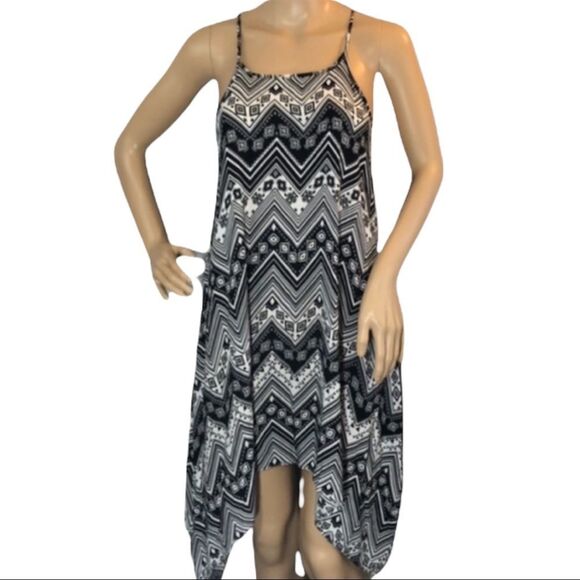 New Look Geometric Print Dress Asymmetrica… - Picture 1 of 10